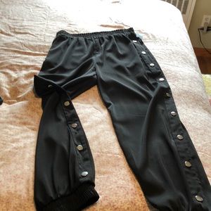 Jogger pants with great detail